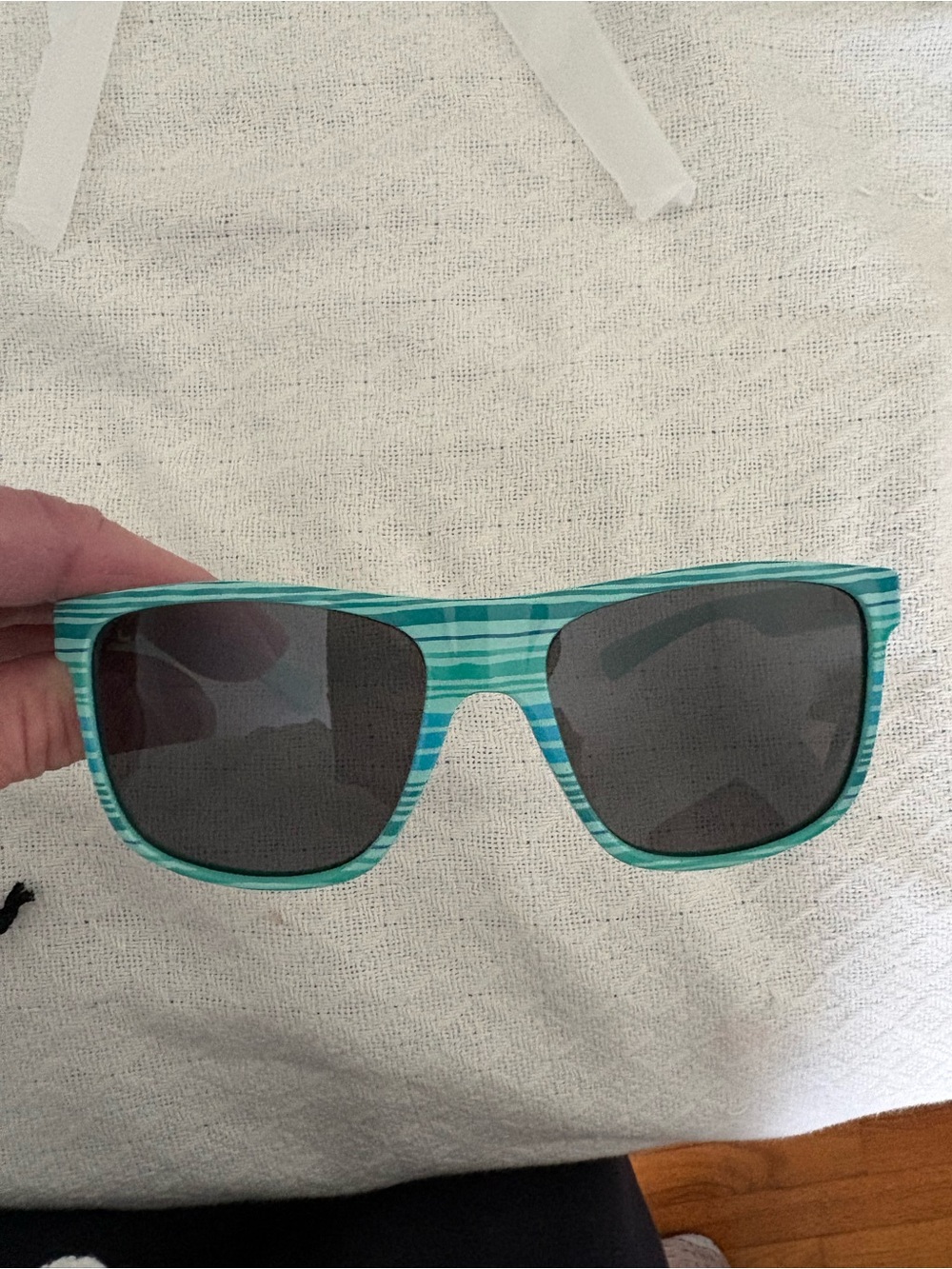 lug Coupe Sunglasses in Love Waves Aqua in Box NWT